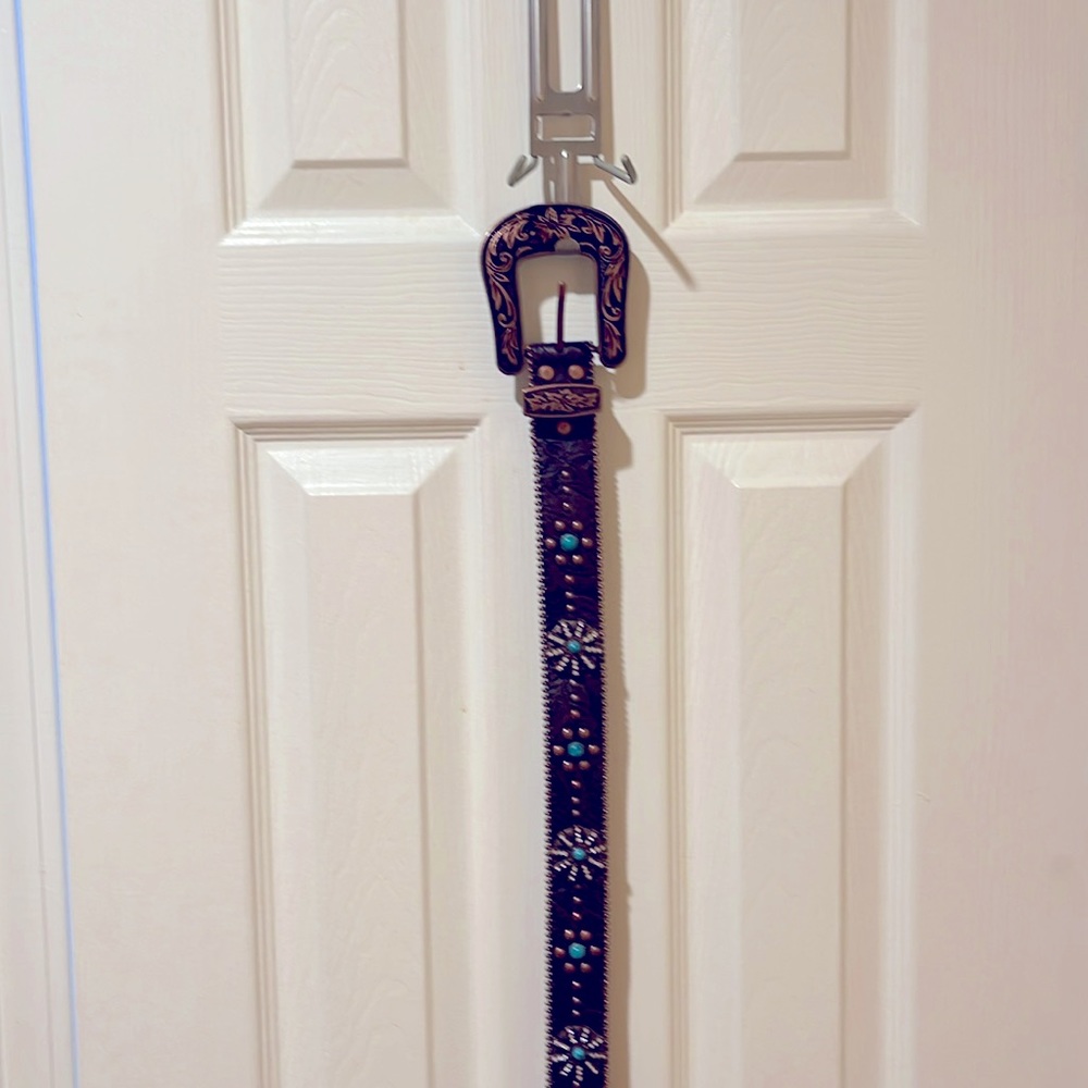 Ladies western belt